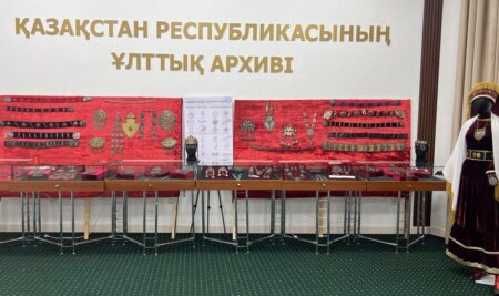 Әйелге әсемдік жарасады