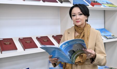 Көне құжаттағы уақыт табы