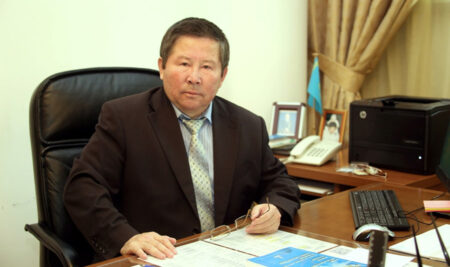 ҚР Ұлттық архивінің жеке тек қор иесі Әлібек Асқаров – 75 жаста!