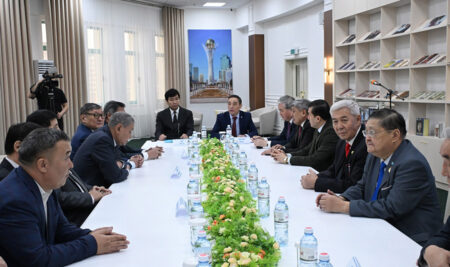 Ұлттық архивте Шерхан Мұртазаның шығармашылық мұрасына арналған дөңгелек үстел өтті